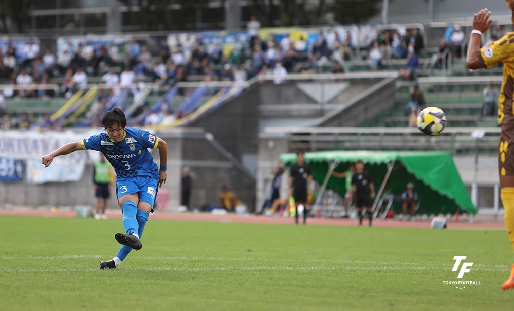 写真:90分過ぎにCB鈴木がゴールを狙うも惜しくもバー。