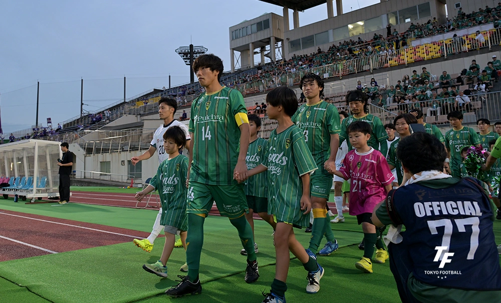 写真:ホーム開幕戦に臨んだボンズ市原。(写真:小林渓太)