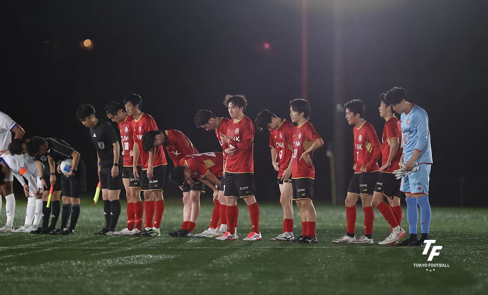 写真：首位を相手に0－2で敗れたBiloba。